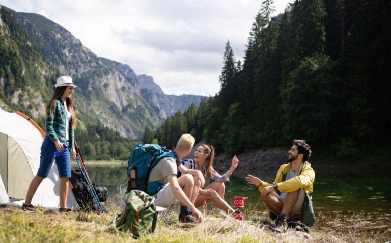 5 rzeczy, które są niezbędne na wyjazd pod namioty