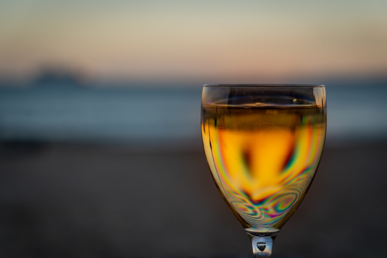 czy na plaży można pić alkohol